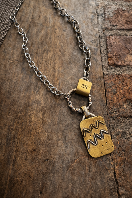 Aquarius Necklace (The Zodiac Collection).