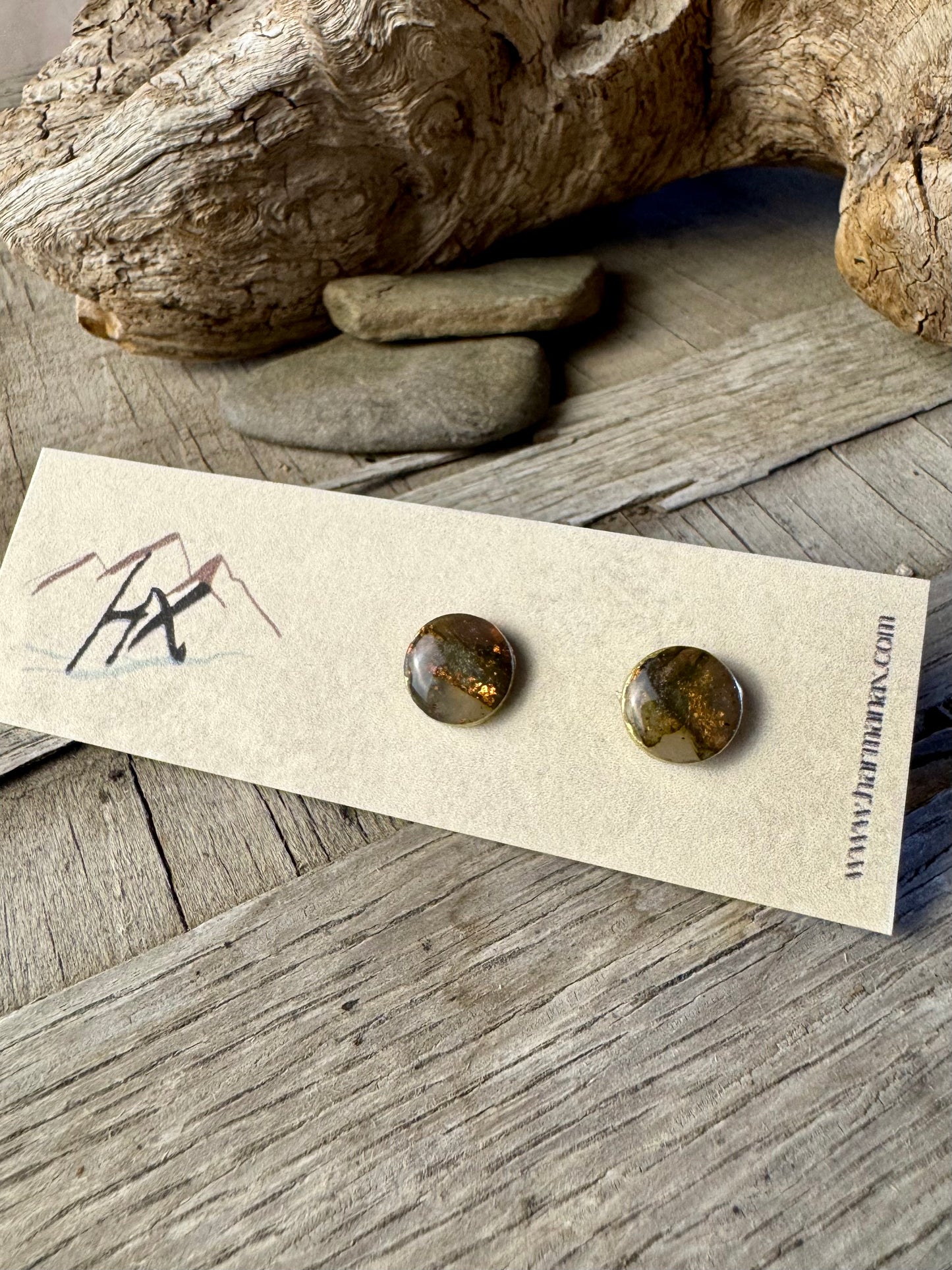 Earthbound Stone Studs