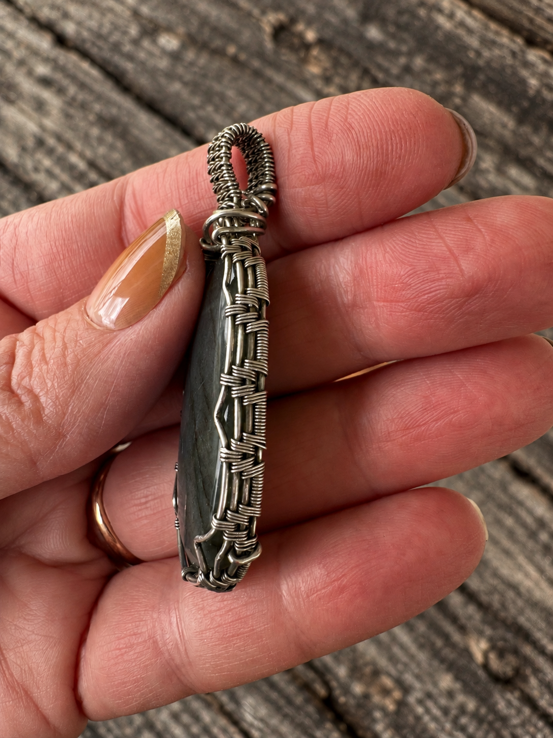 Sterling silver labradorite wrapped pendant