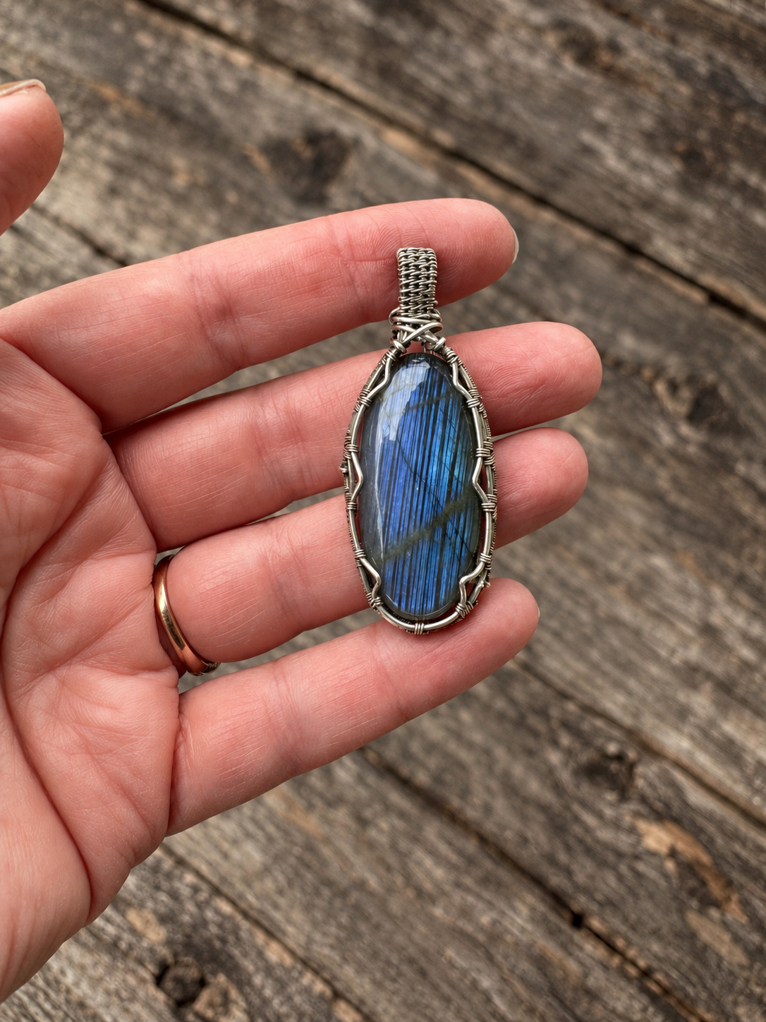 Sterling silver labradorite wrapped pendant