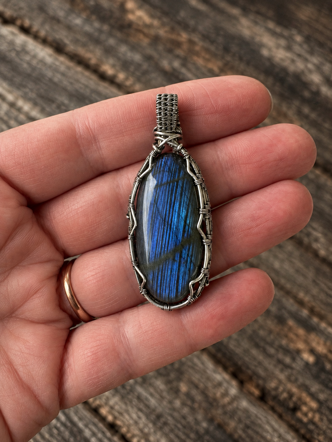 Sterling silver labradorite wrapped pendant
